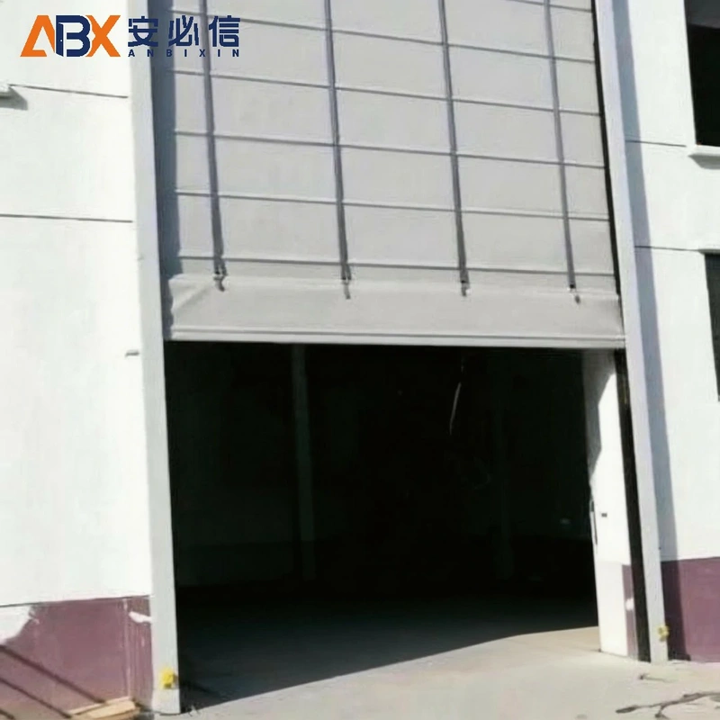 贵港高速堆积门